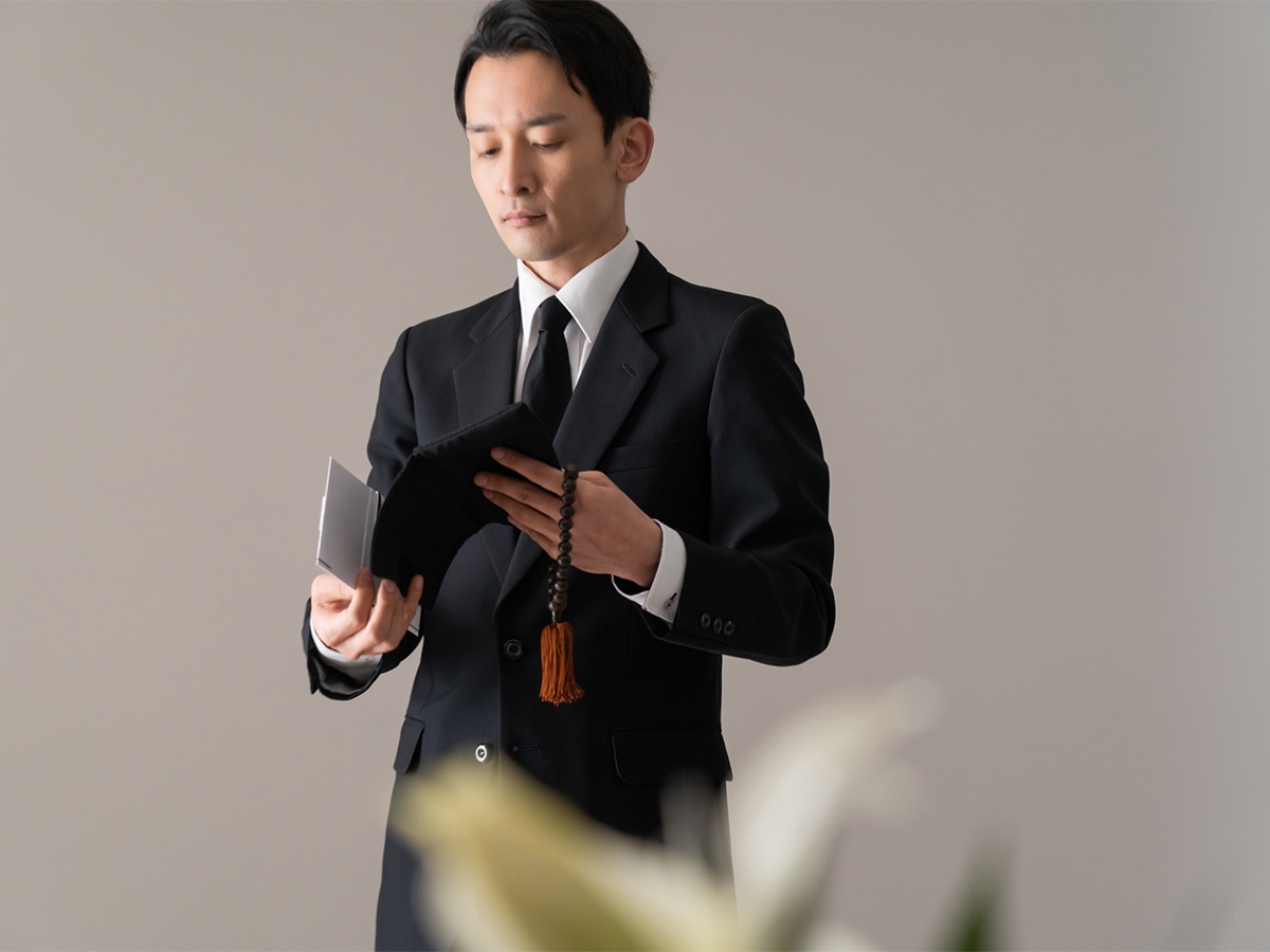 【立場別】家族葬の献杯の挨拶の例文と注意点